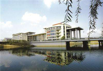 南京郵電大學(xué)信息工程學(xué)院 南京郵電大學(xué)信息工程學(xué)院